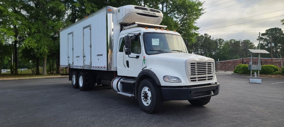Refrigerated Truck-Light and Medium Duty Trucks-Freightliner-2018-M211264S-Atlanta-GA-667,288\n\t\tmiles-$ 63,000 - Image 1