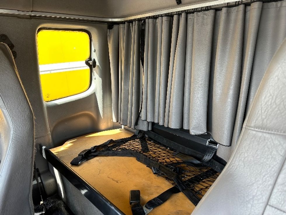 Refrigerated Truck-Light and Medium Duty Trucks-Freightliner-2018-M211264S-Atlanta-GA-667,288\n\t\tmiles-$ 63,000 - Image 26