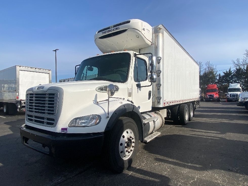 Refrigerated Truck-Light and Medium Duty Trucks-Freightliner-2018-M211264S-Parsippany-NJ-296,752\n\t\tmiles-$ 88,000 - Image 3