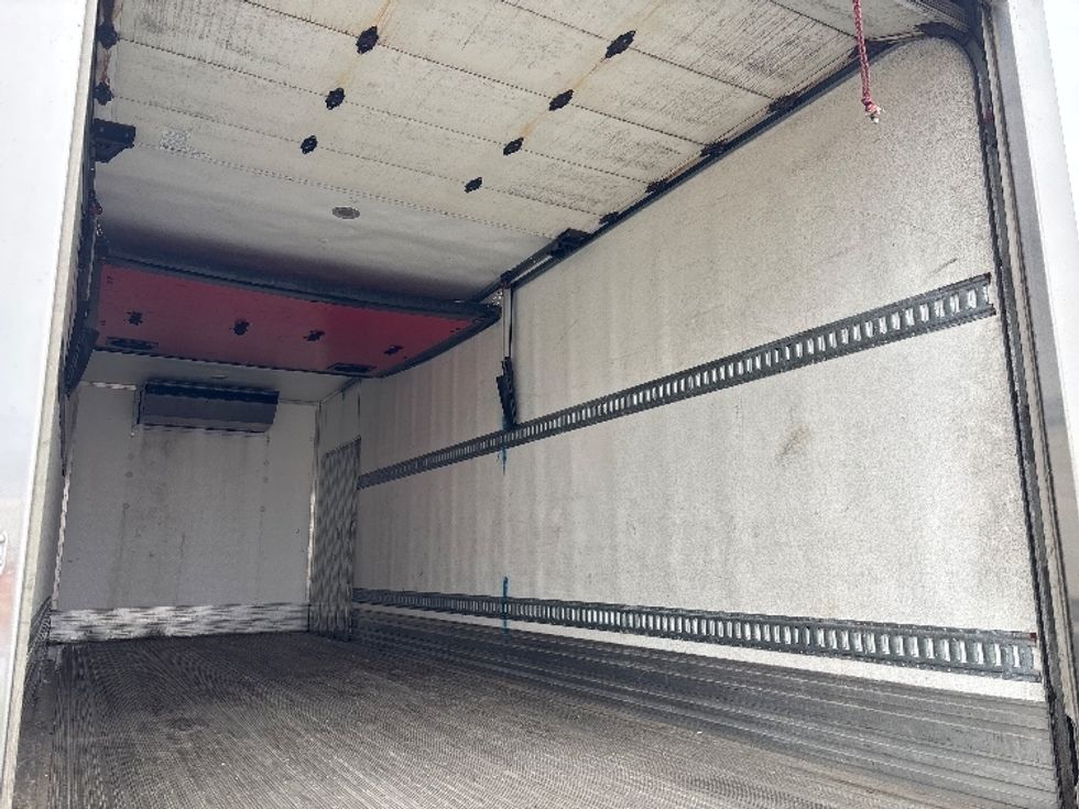 Refrigerated Truck-Light and Medium Duty Trucks-Freightliner-2018-M211264S-Sturtevant-WI-277,885\n\t\tmiles-$ 88,250 - Image 12