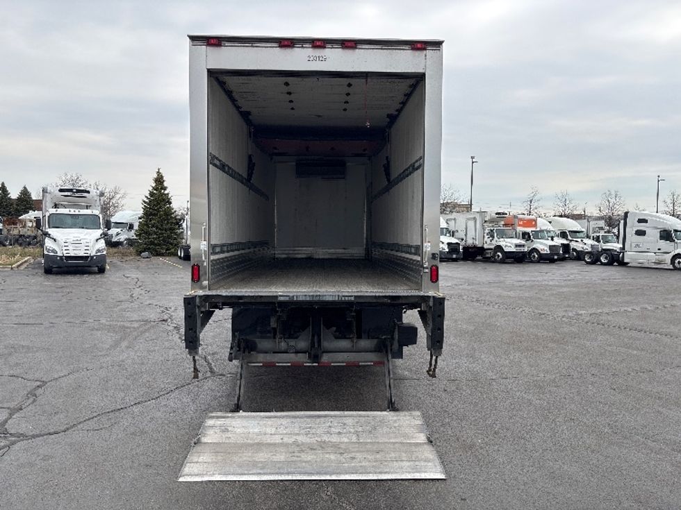 Refrigerated Truck-Light and Medium Duty Trucks-Freightliner-2018-M211264S-Sturtevant-WI-277,885\n\t\tmiles-$ 88,250 - Image 9
