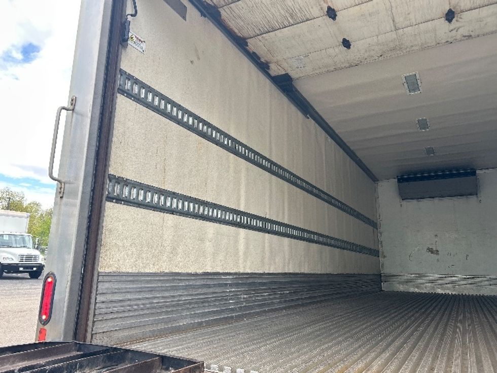 Refrigerated Truck-Light and Medium Duty Trucks-Freightliner-2019-M2-Akron-OH-211,843\n\t\tmiles-$ 19,000 - Image 11