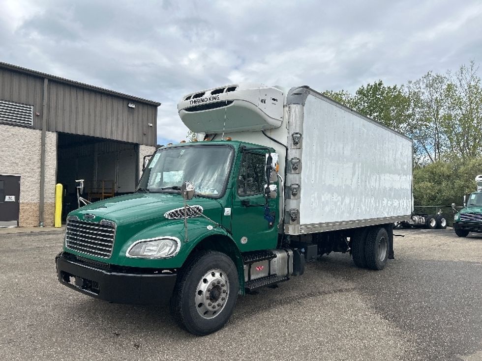 Refrigerated Truck-Light and Medium Duty Trucks-Freightliner-2019-M2-Akron-OH-211,843\n\t\tmiles-$ 19,000 - Image 3