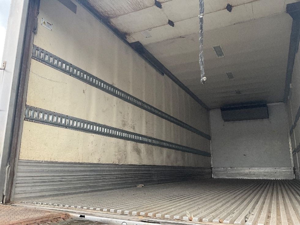 Refrigerated Truck-Light and Medium Duty Trucks-Freightliner-2019-M2-Akron-OH-230,886\n\t\tmiles-$ 35,500 - Image 11