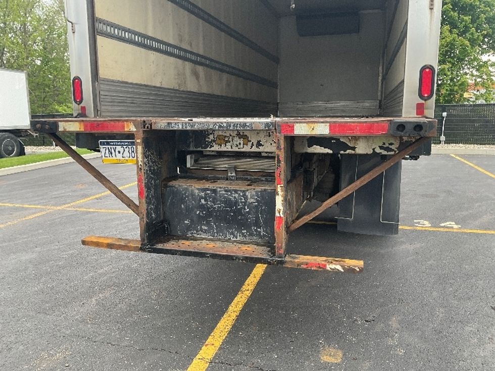 Refrigerated Truck-Light and Medium Duty Trucks-Freightliner-2019-M2-Akron-OH-230,886\n\t\tmiles-$ 35,500 - Image 26