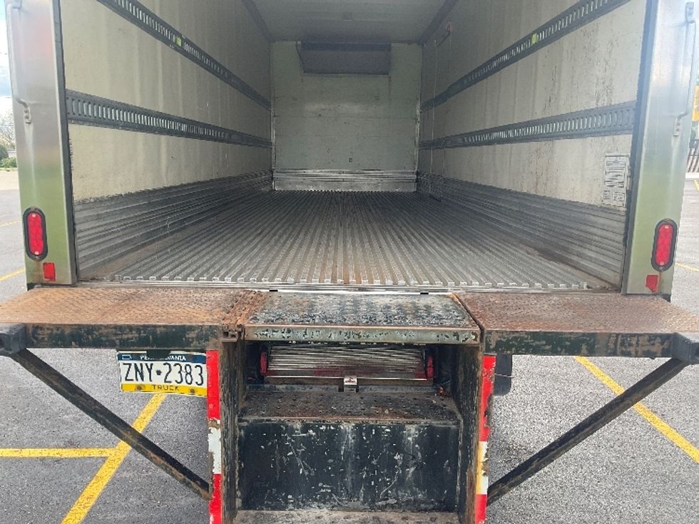 Refrigerated Truck-Light and Medium Duty Trucks-Freightliner-2019-M2-Akron-OH-231,512\n\t\tmiles-$ 35,500 - Image 10