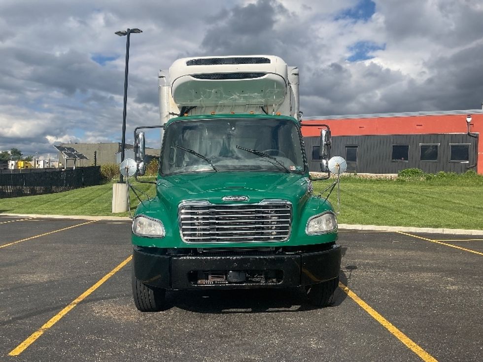 Refrigerated Truck-Light and Medium Duty Trucks-Freightliner-2019-M2-Akron-OH-231,512\n\t\tmiles-$ 35,500 - Image 2