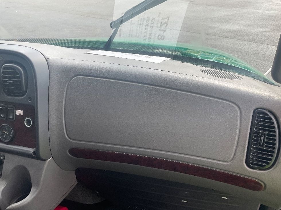 Refrigerated Truck-Light and Medium Duty Trucks-Freightliner-2019-M2-Akron-OH-231,512\n\t\tmiles-$ 35,500 - Image 21