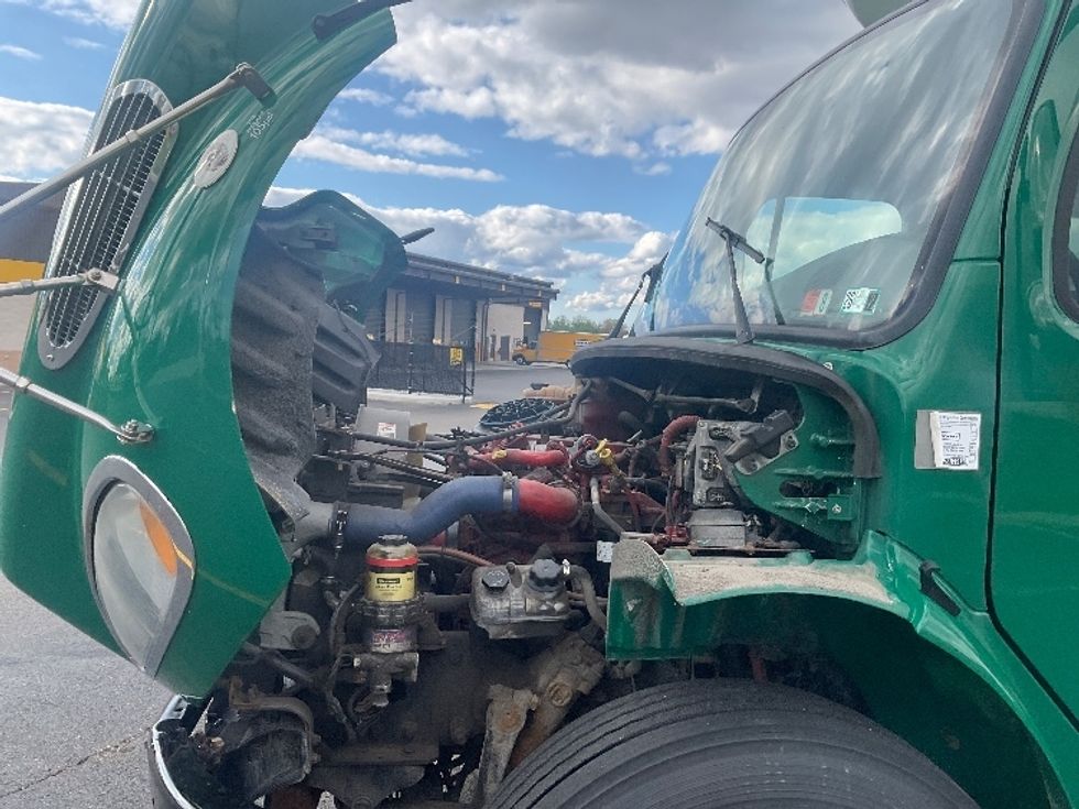 Refrigerated Truck-Light and Medium Duty Trucks-Freightliner-2019-M2-Akron-OH-231,512\n\t\tmiles-$ 35,500 - Image 24