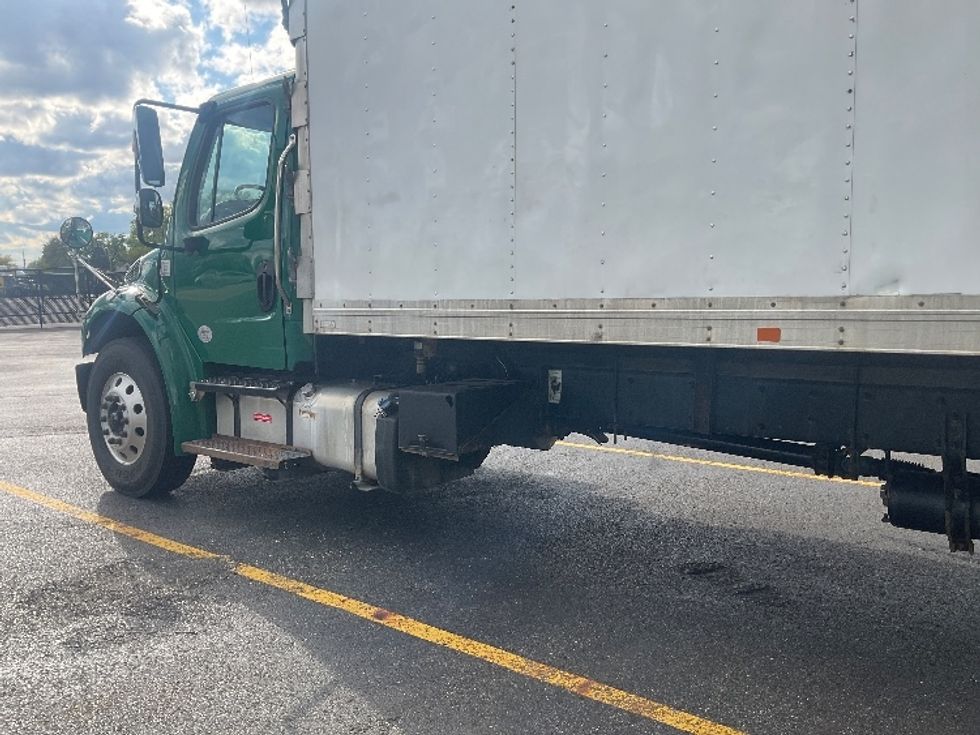 Refrigerated Truck-Light and Medium Duty Trucks-Freightliner-2019-M2-Akron-OH-231,512\n\t\tmiles-$ 35,500 - Image 5