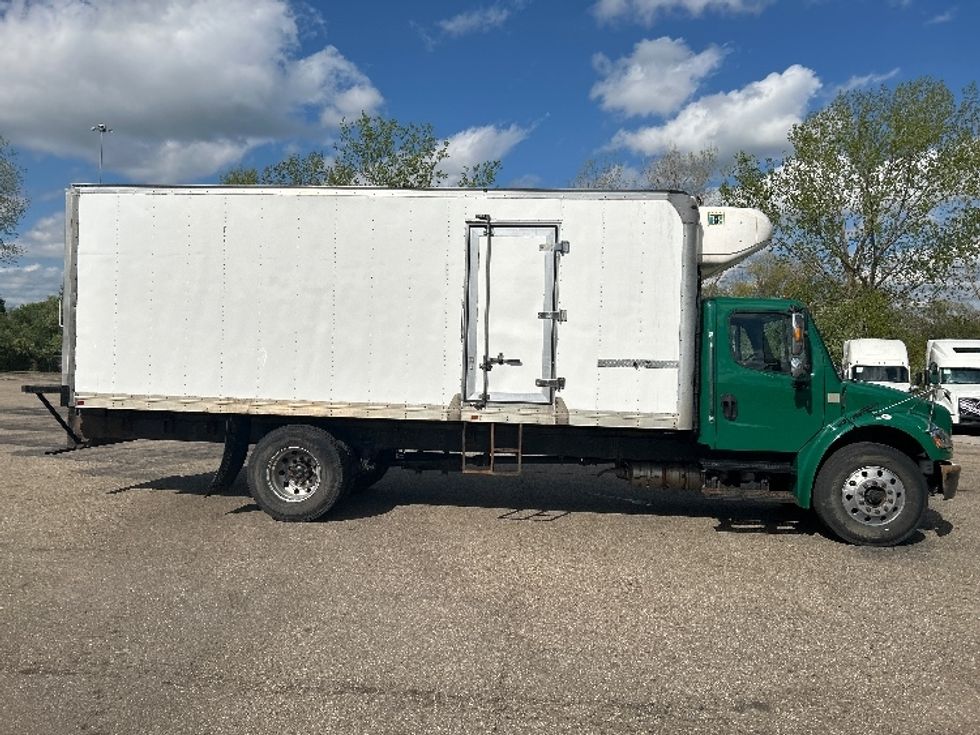 Refrigerated Truck-Light and Medium Duty Trucks-Freightliner-2019-M2-Akron-OH-257,599\n\t\tmiles-$ 36,750 - Image 15
