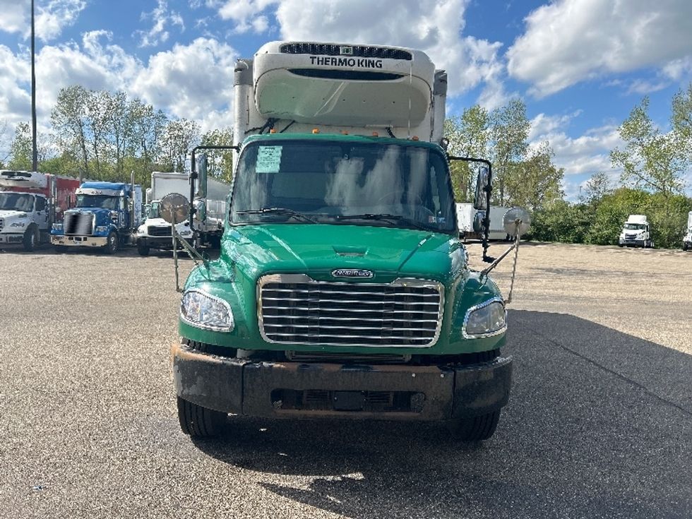 Refrigerated Truck-Light and Medium Duty Trucks-Freightliner-2019-M2-Akron-OH-257,599\n\t\tmiles-$ 36,750 - Image 2