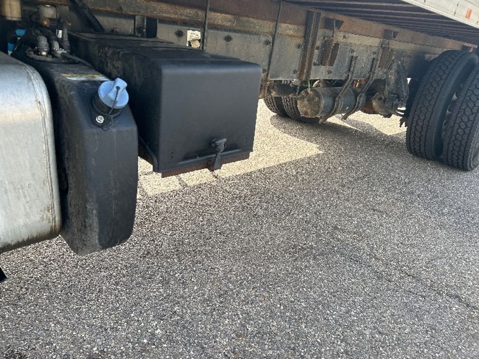 Refrigerated Truck-Light and Medium Duty Trucks-Freightliner-2019-M2-Akron-OH-257,599\n\t\tmiles-$ 36,750 - Image 5