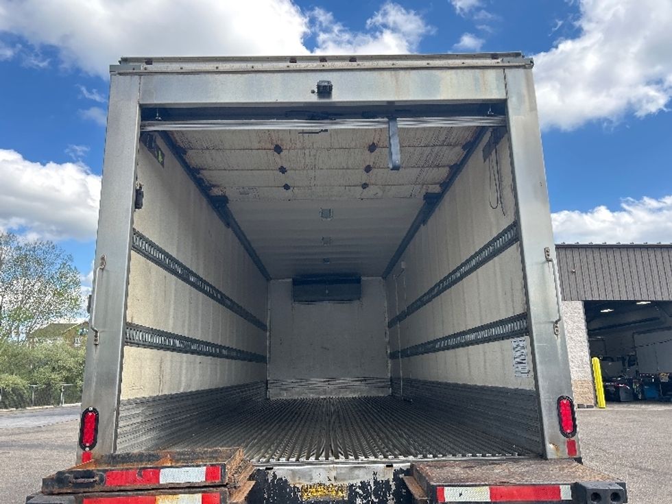 Refrigerated Truck-Light and Medium Duty Trucks-Freightliner-2019-M2-Akron-OH-257,599\n\t\tmiles-$ 36,750 - Image 8