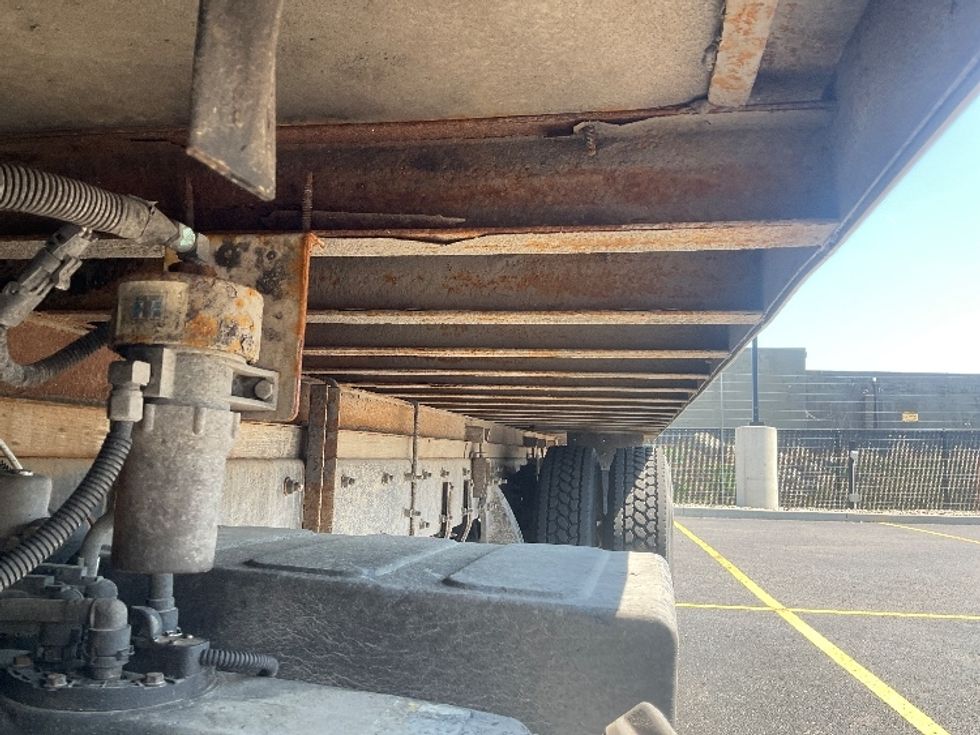 Refrigerated Truck-Light and Medium Duty Trucks-Freightliner-2019-M2-Akron-OH-278,371\n\t\tmiles-$ 33,000 - Image 5