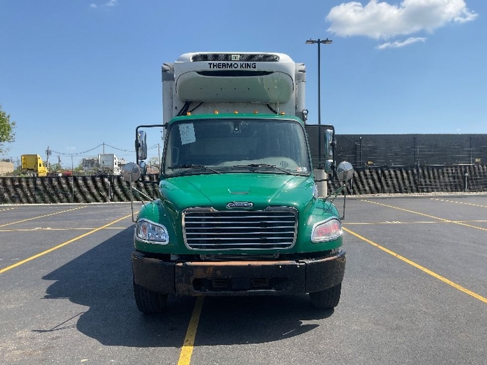 Refrigerated Truck-Light and Medium Duty Trucks-Freightliner-2019-M2-Akron-OH-284,917\n\t\tmiles-$ 32,250 - Image 2