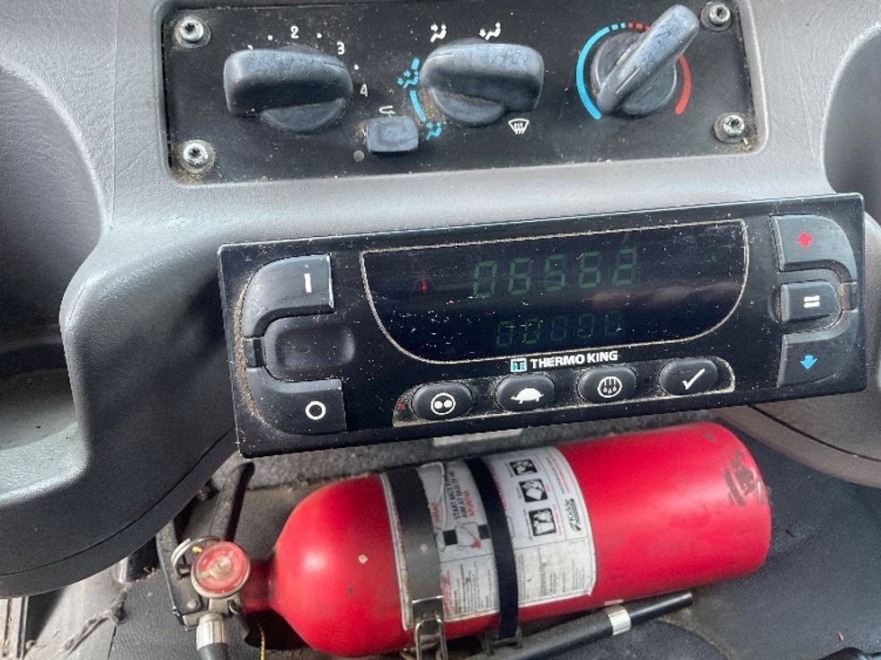 Refrigerated Truck-Light and Medium Duty Trucks-Freightliner-2019-M2-Akron-OH-284,917\n\t\tmiles-$ 32,250 - Image 24