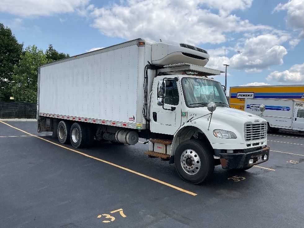 Refrigerated Truck-Light and Medium Duty Trucks-Freightliner-2019-M2-Akron-OH-334,460\n\t\tmiles-$ 34,250 - Image 1