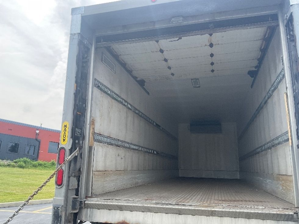 Refrigerated Truck-Light and Medium Duty Trucks-Freightliner-2019-M2-Akron-OH-334,460\n\t\tmiles-$ 34,250 - Image 11