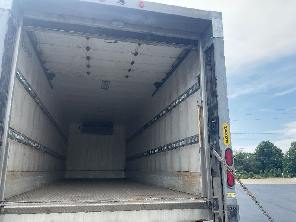 Refrigerated Truck-Light and Medium Duty Trucks-Freightliner-2019-M2-Akron-OH-334,460\n\t\tmiles-$ 34,250 - Image 12