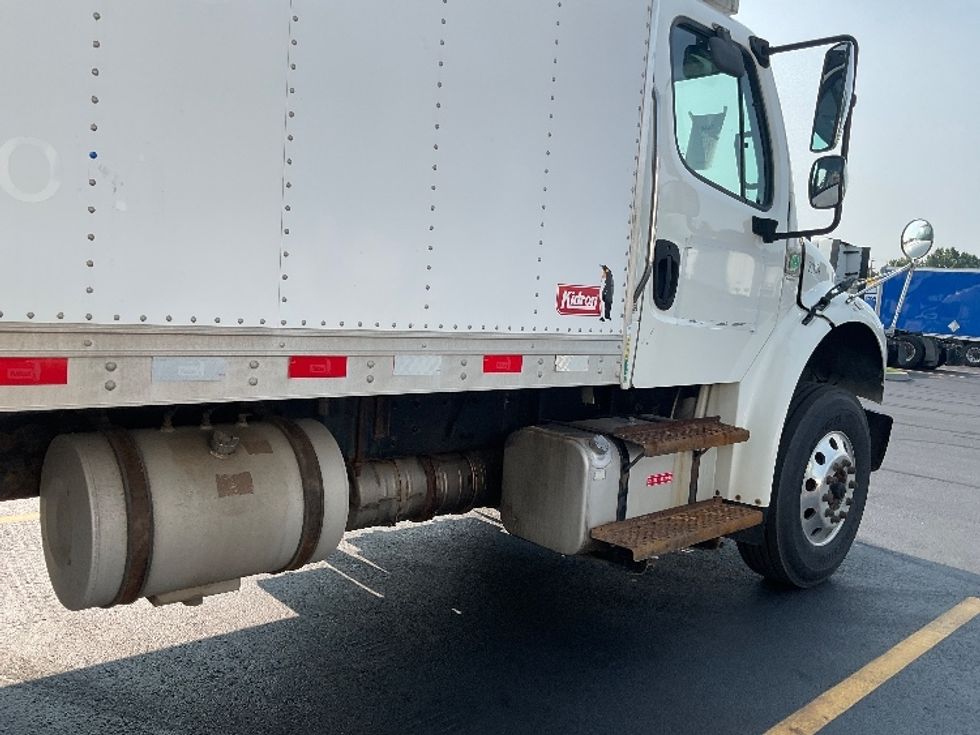 Refrigerated Truck-Light and Medium Duty Trucks-Freightliner-2019-M2-Akron-OH-334,460\n\t\tmiles-$ 34,250 - Image 14