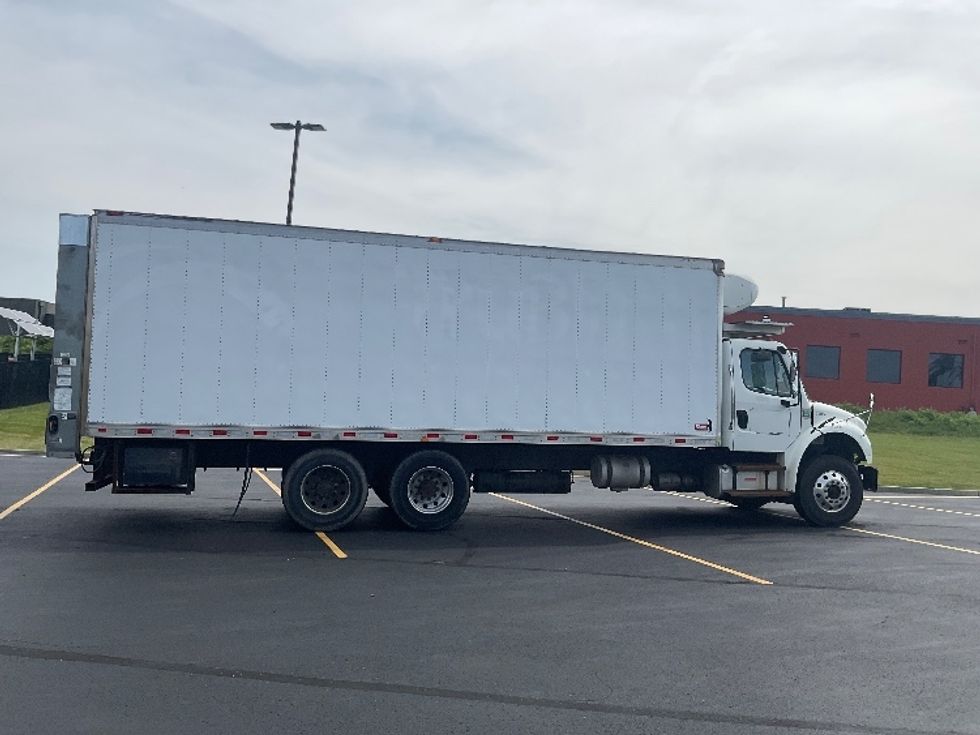 Refrigerated Truck-Light and Medium Duty Trucks-Freightliner-2019-M2-Akron-OH-334,460\n\t\tmiles-$ 34,250 - Image 15