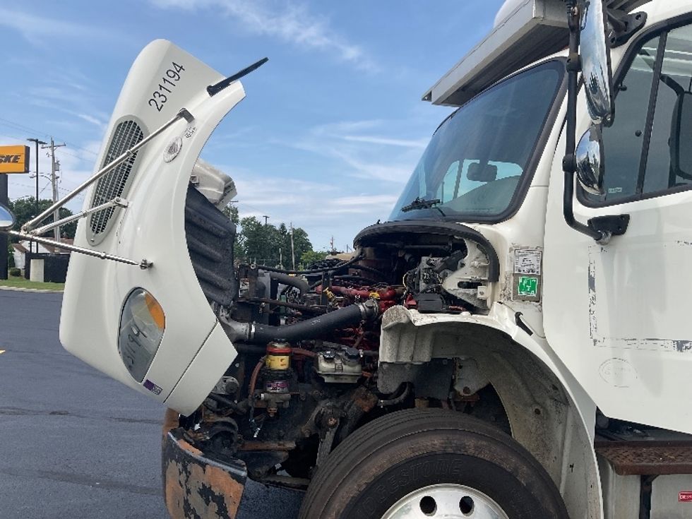 Refrigerated Truck-Light and Medium Duty Trucks-Freightliner-2019-M2-Akron-OH-334,460\n\t\tmiles-$ 34,250 - Image 24
