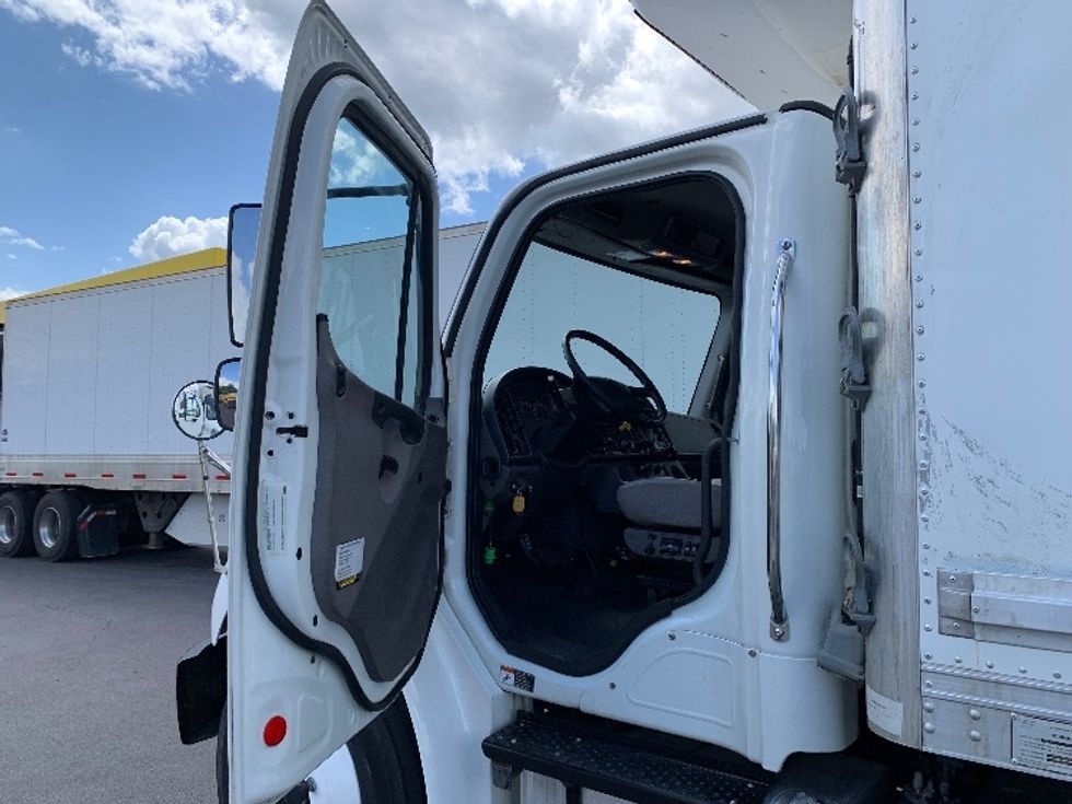 Refrigerated Truck-Light and Medium Duty Trucks-Freightliner-2019-M2-Alabaster-AL-216,261\n\t\tmiles-$ 45,250 - Image 16