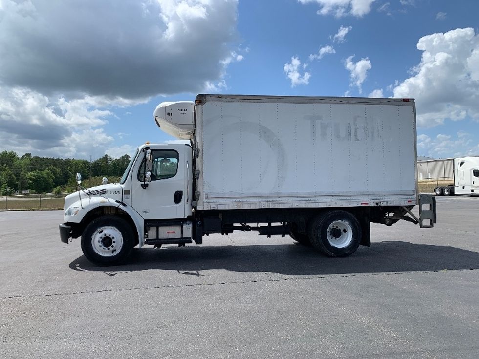 Refrigerated Truck-Light and Medium Duty Trucks-Freightliner-2019-M2-Alabaster-AL-216,261\n\t\tmiles-$ 45,250 - Image 4