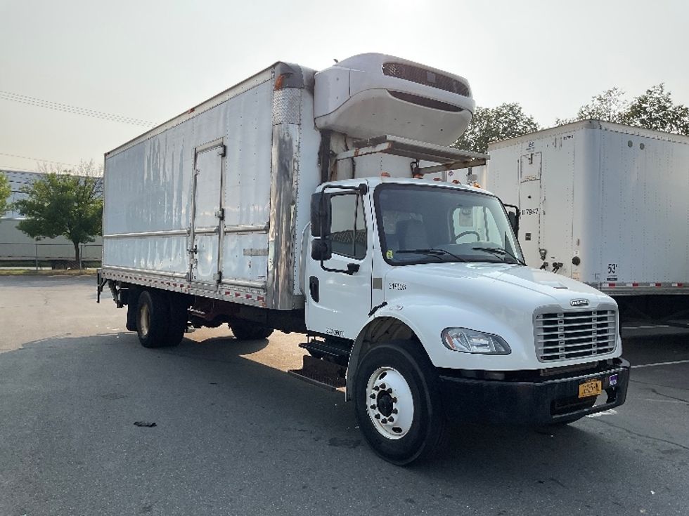 Refrigerated Truck-Light and Medium Duty Trucks-Freightliner-2019-M2-Albany-NY-169,792\n\t\tmiles-$ 53,250 - Image 1
