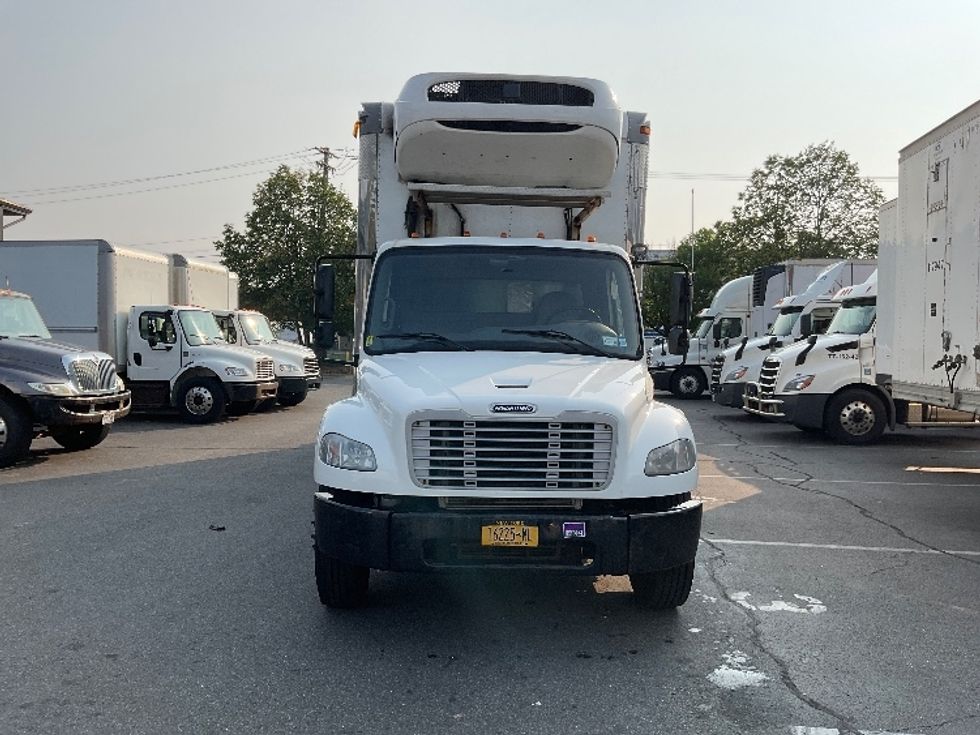 Refrigerated Truck-Light and Medium Duty Trucks-Freightliner-2019-M2-Albany-NY-169,792\n\t\tmiles-$ 53,250 - Image 2