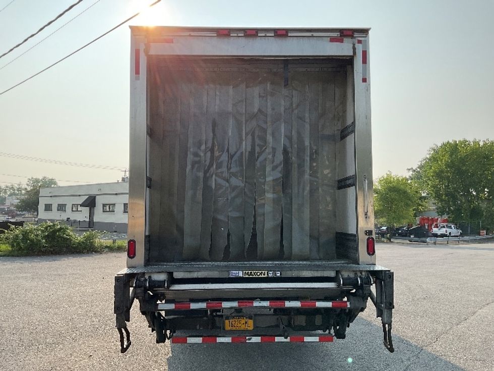 Refrigerated Truck-Light and Medium Duty Trucks-Freightliner-2019-M2-Albany-NY-169,792\n\t\tmiles-$ 53,250 - Image 8