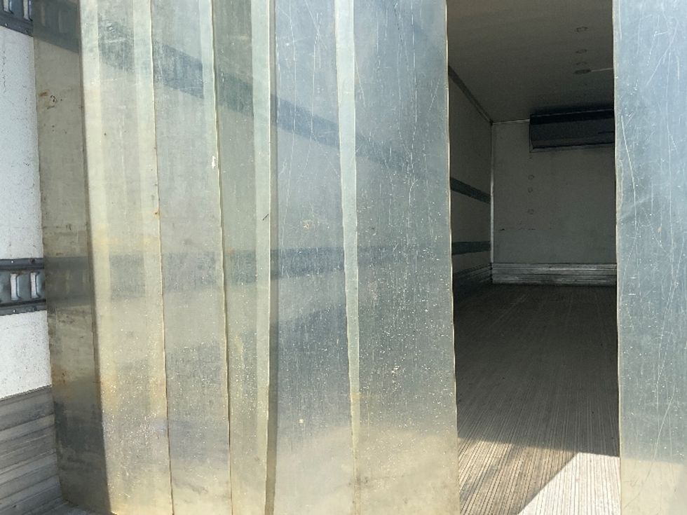 Refrigerated Truck-Light and Medium Duty Trucks-Freightliner-2019-M2-Albany-NY-192,503\n\t\tmiles-$ 51,250 - Image 11