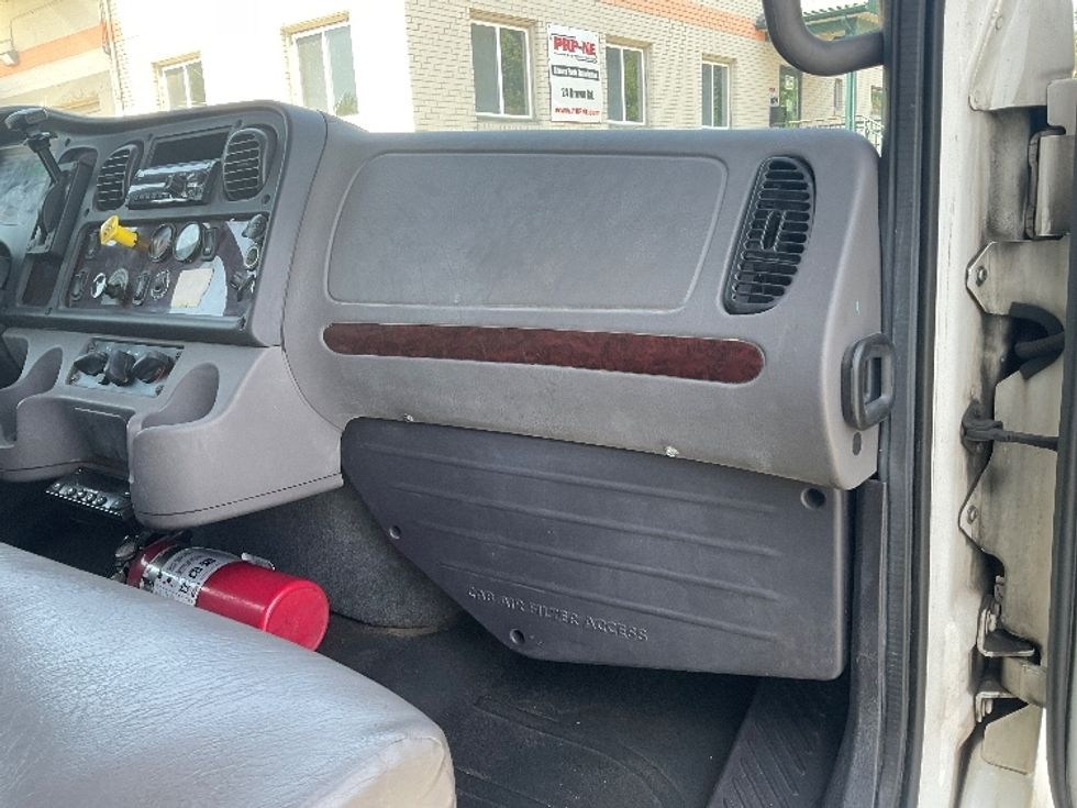 Refrigerated Truck-Light and Medium Duty Trucks-Freightliner-2019-M2-Albany-NY-192,503\n\t\tmiles-$ 51,250 - Image 21