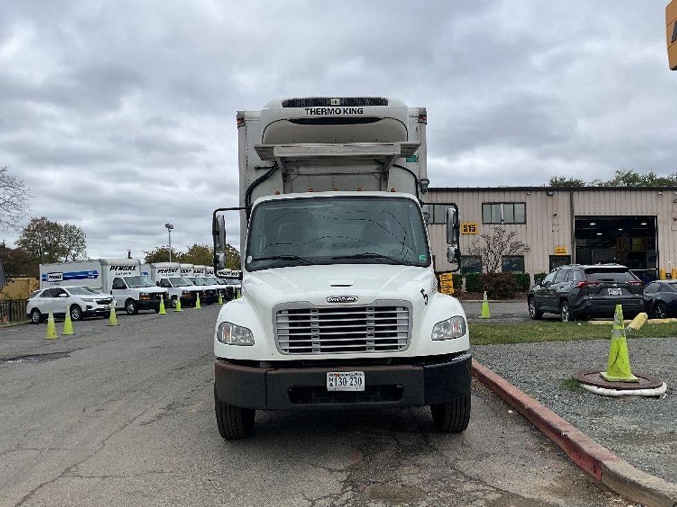 Refrigerated Truck-Light and Medium Duty Trucks-Freightliner-2019-M2-Alexandria-VA-242,965\n\t\tmiles-$ 37,750 - Image 2