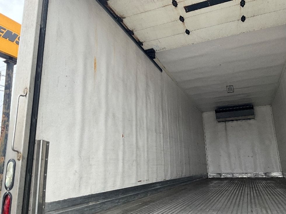 Refrigerated Truck-Light and Medium Duty Trucks-Freightliner-2019-M2-Alexandria-VA-243,874\n\t\tmiles-$ 33,750 - Image 10
