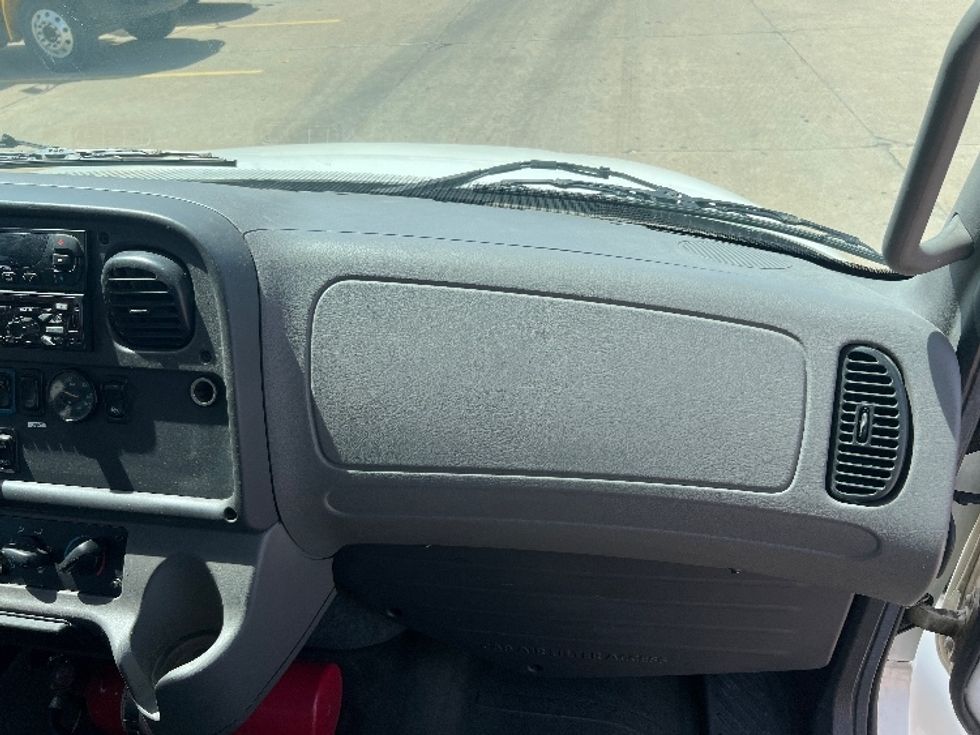 Refrigerated Truck-Light and Medium Duty Trucks-Freightliner-2019-M2-Allen Park-MI-213,234\n\t\tmiles-$ 48,250 - Image 21