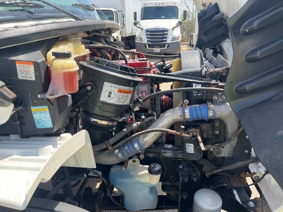 Refrigerated Truck-Light and Medium Duty Trucks-Freightliner-2019-M2-Allen Park-MI-213,234\n\t\tmiles-$ 48,250 - Image 23