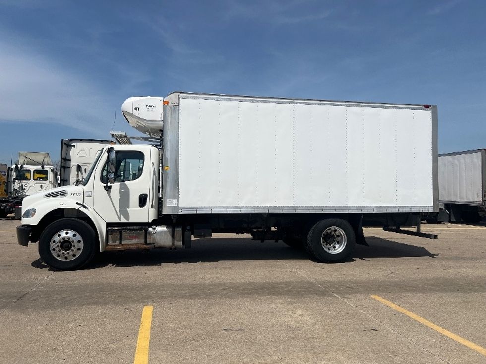 Refrigerated Truck-Light and Medium Duty Trucks-Freightliner-2019-M2-Allen Park-MI-213,234\n\t\tmiles-$ 48,250 - Image 4