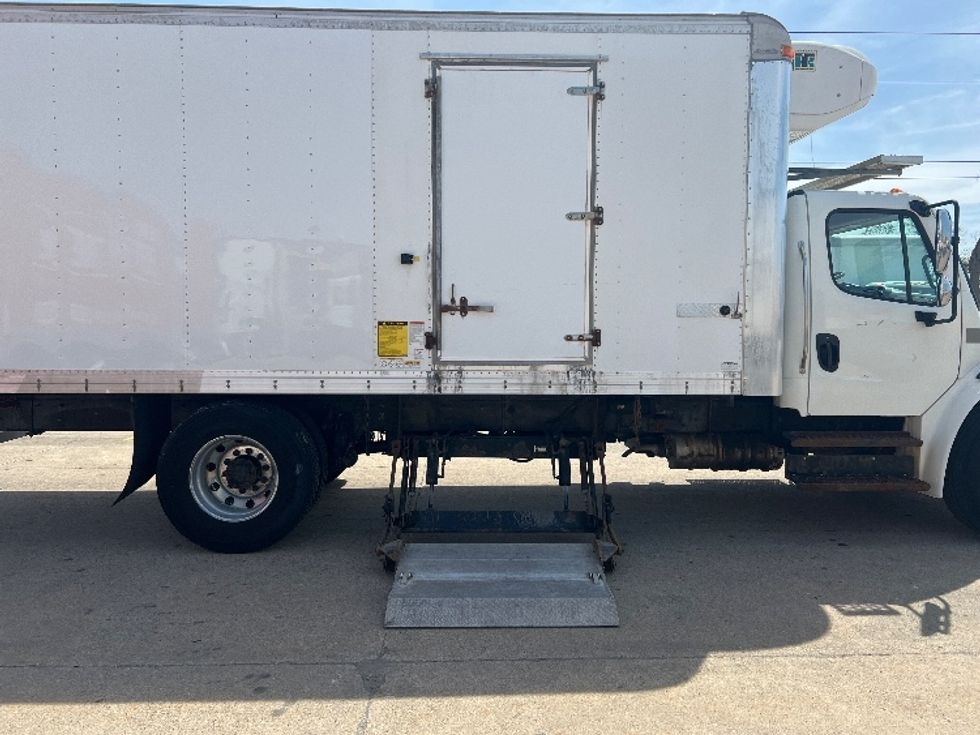 Refrigerated Truck-Light and Medium Duty Trucks-Freightliner-2019-M2-Allen Park-MI-213,234\n\t\tmiles-$ 48,250 - Image 9