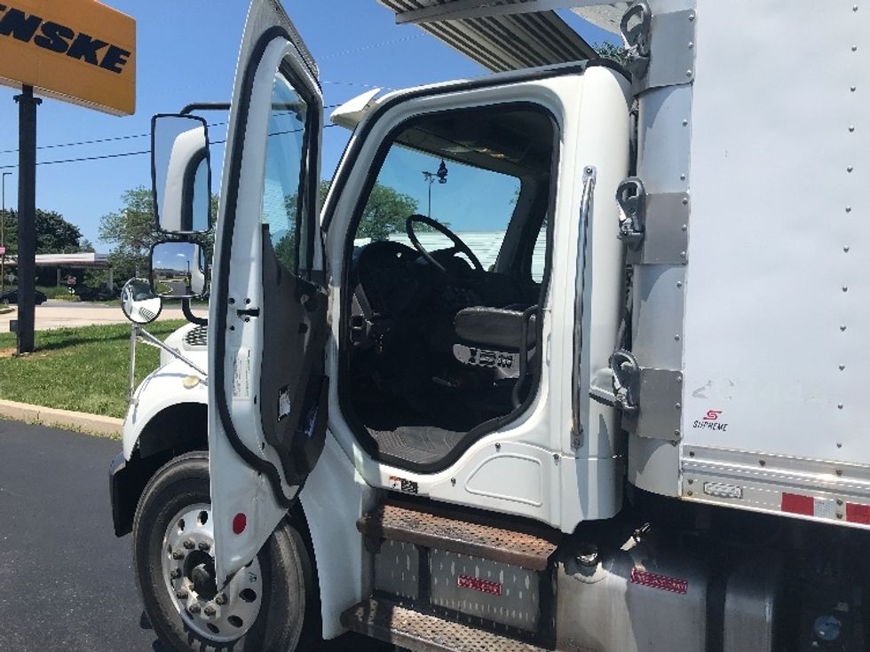 Refrigerated Truck-Light and Medium Duty Trucks-Freightliner-2019-M2-Allentown-PA-165,649\n\t\tmiles-$ 42,500 - Image 16