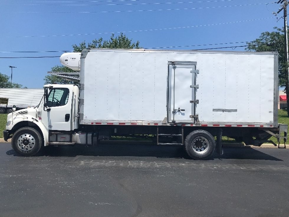 Refrigerated Truck-Light and Medium Duty Trucks-Freightliner-2019-M2-Allentown-PA-165,649\n\t\tmiles-$ 42,500 - Image 4