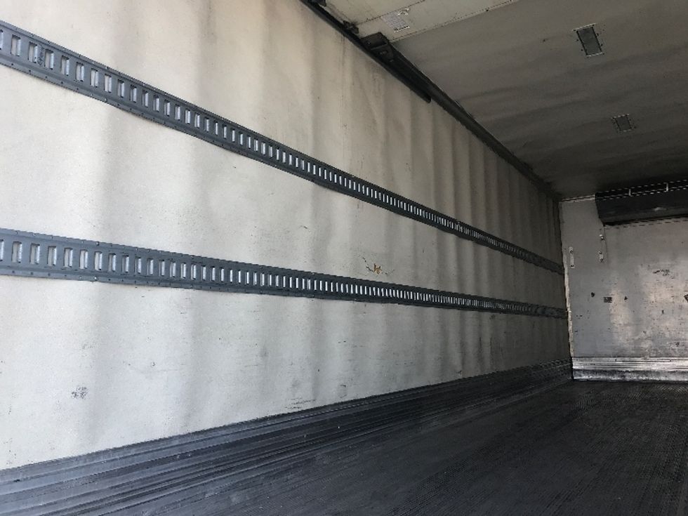 Refrigerated Truck-Light and Medium Duty Trucks-Freightliner-2019-M2-Anaheim-CA-158,289\n\t\tmiles-$ 65,000 - Image 11