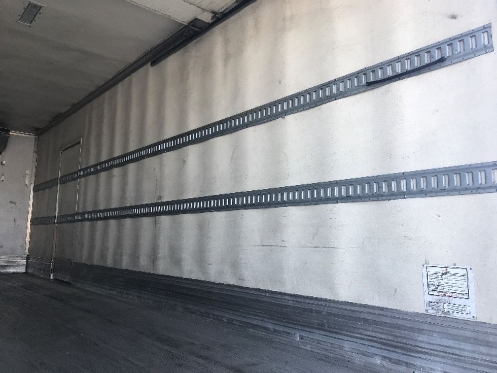Refrigerated Truck-Light and Medium Duty Trucks-Freightliner-2019-M2-Anaheim-CA-158,289\n\t\tmiles-$ 65,000 - Image 12