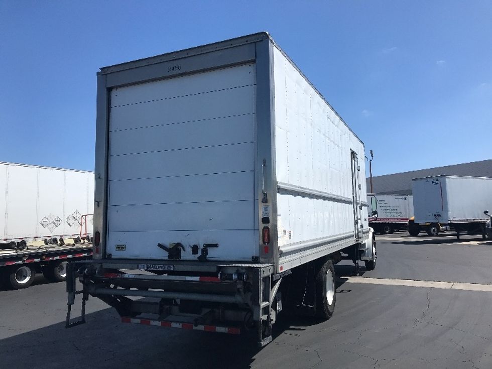 Refrigerated Truck-Light and Medium Duty Trucks-Freightliner-2019-M2-Anaheim-CA-158,289\n\t\tmiles-$ 65,000 - Image 13