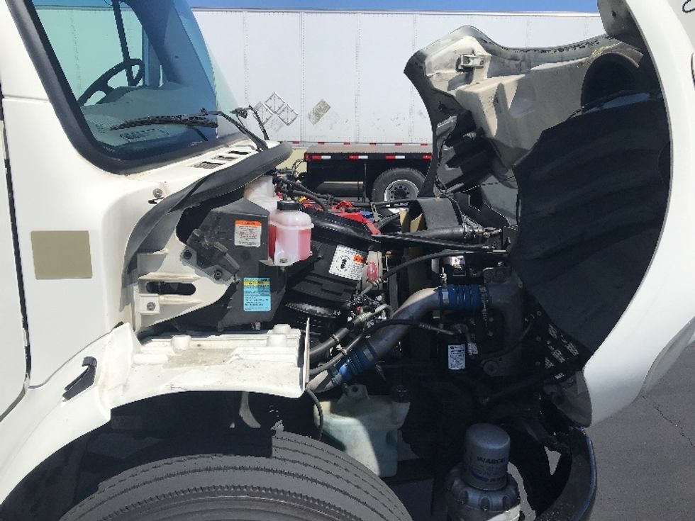 Refrigerated Truck-Light and Medium Duty Trucks-Freightliner-2019-M2-Anaheim-CA-158,289\n\t\tmiles-$ 65,000 - Image 23