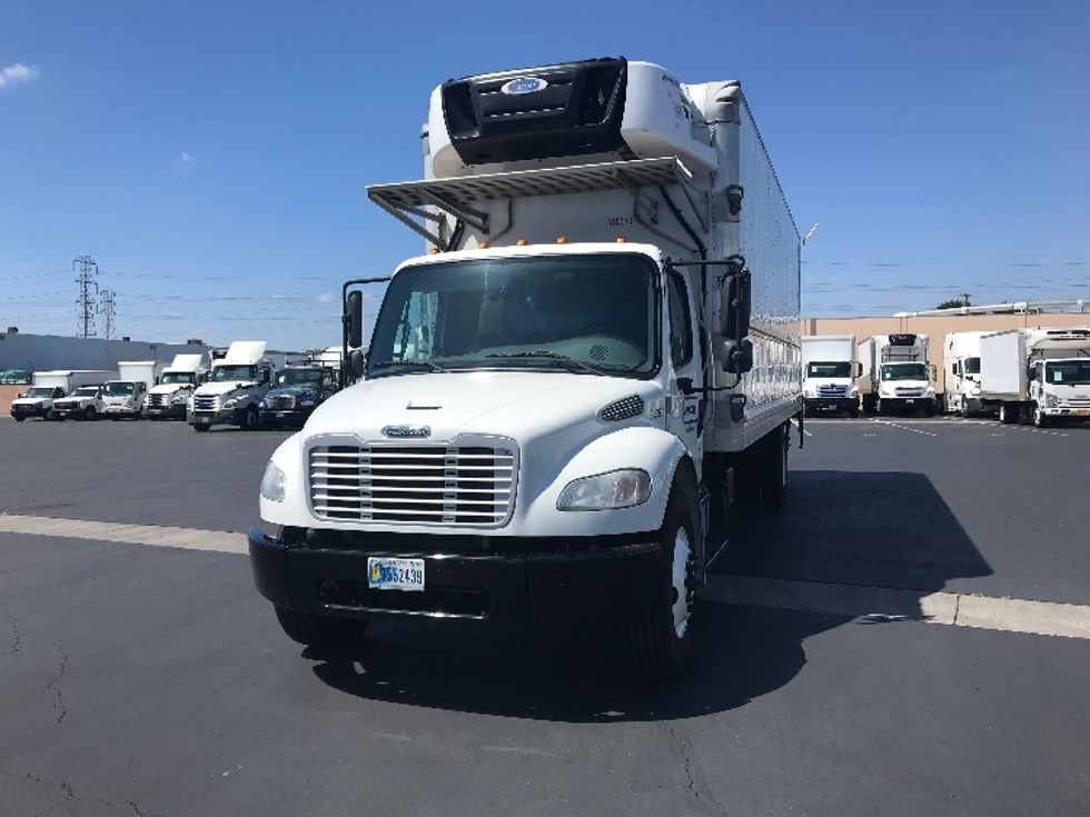 Refrigerated Truck-Light and Medium Duty Trucks-Freightliner-2019-M2-Anaheim-CA-158,289\n\t\tmiles-$ 65,000 - Image 3