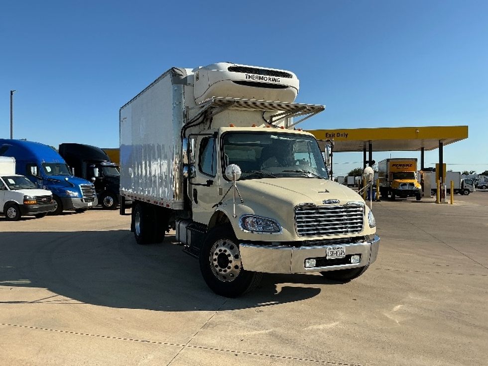 Refrigerated Truck-Light and Medium Duty Trucks-Freightliner-2019-M2-Arlington-TX-219,863\n\t\tmiles-$ 43,000 - Image 1