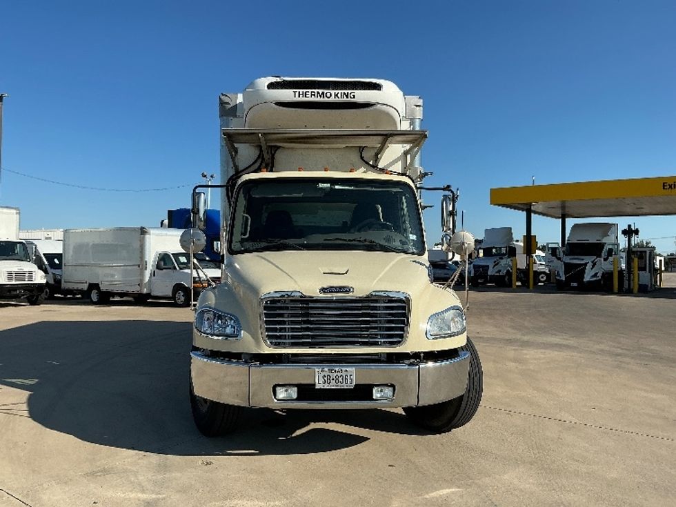 2019 Freightliner M2 106 Medium Duty photo 2