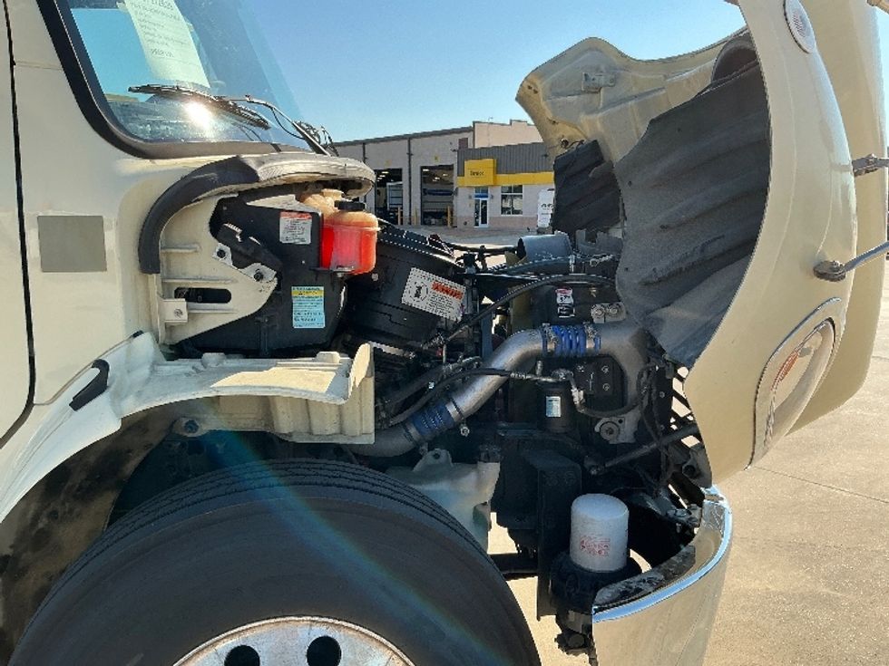 2019 Freightliner M2 106 Medium Duty photo 19
